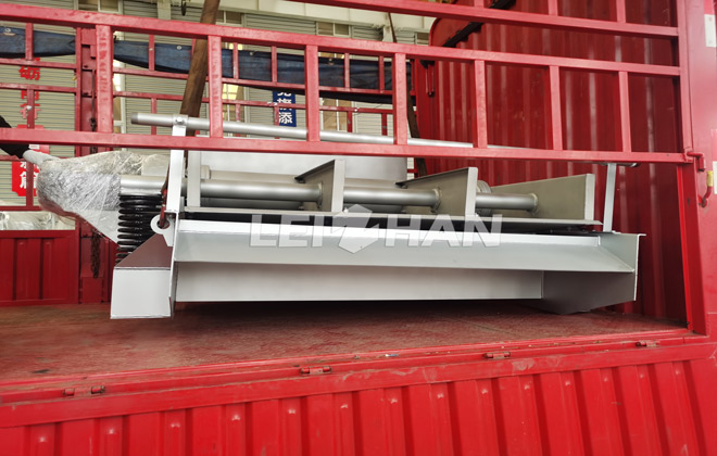 Pulp Machine Vibrating Screen For Sichuan Client